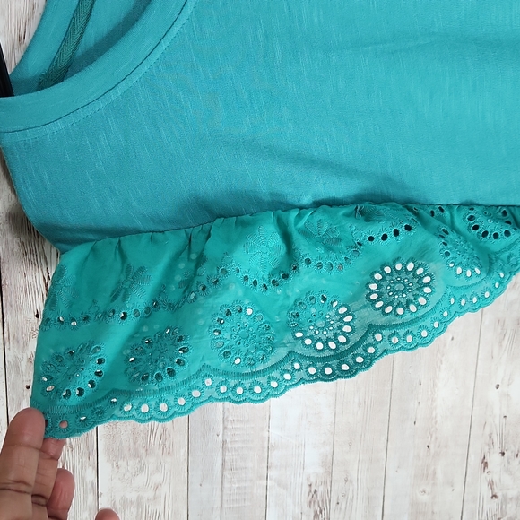 NWT, Indigo Poppy, Women's Teal top, short laced sleeves, with ruffle hemline. S - Picture 8 of 8